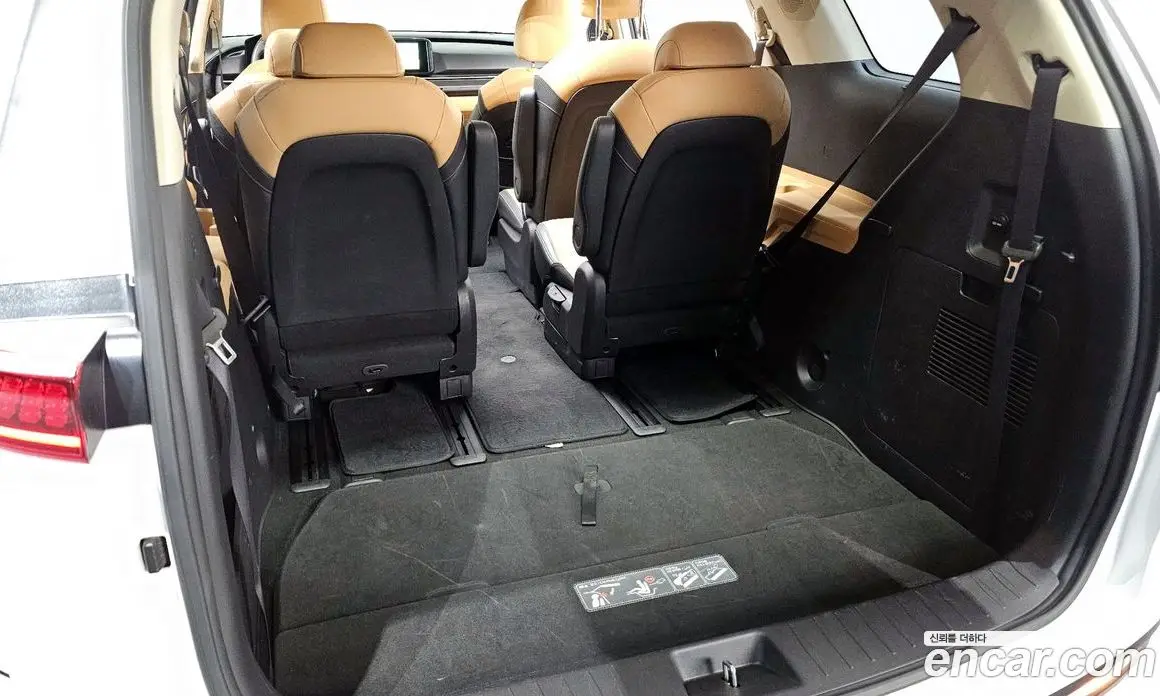 Kia Carnival 2023 3.5 автомат (гидро), фото 30 Kia Carnival 2023 3.5 автомат (гидро), фото 30