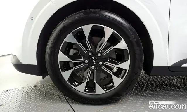 Kia Carnival 2023 3.5 автомат (гидро), миниатюра 5 Kia Carnival 2023 3.5 автомат (гидро), миниатюра 5