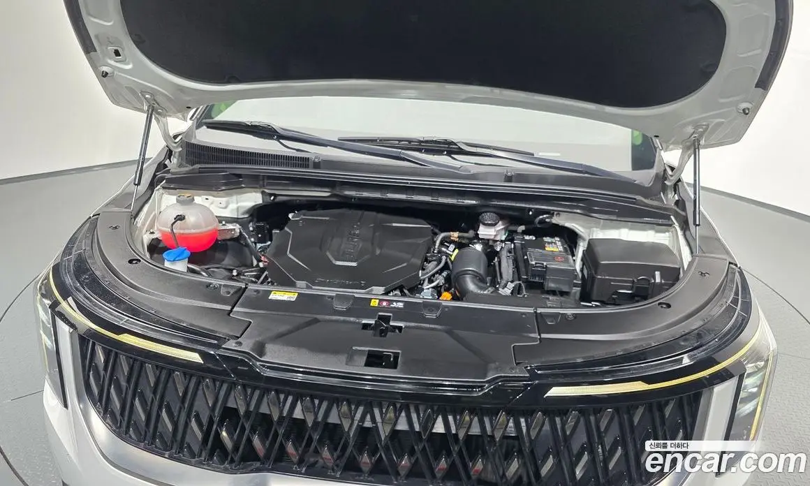 Kia Carnival 2024 2.2 автомат (гидро), фото 5