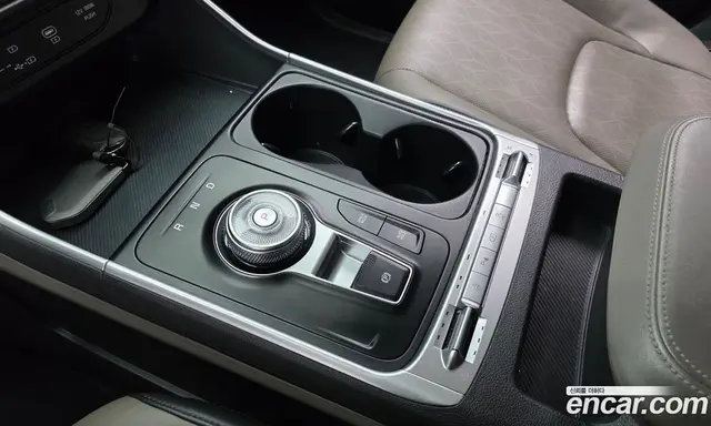 Kia Carnival 2024 2.2 автомат (гидро), миниатюра 8