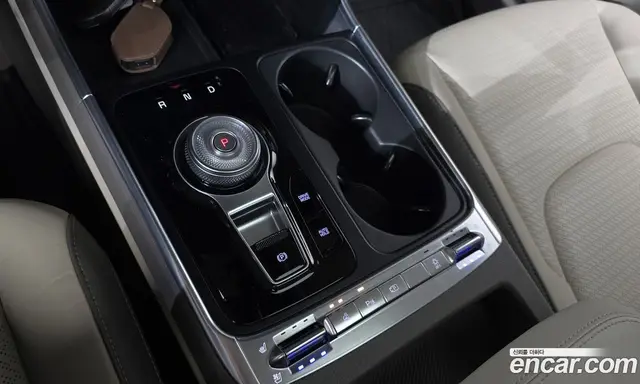 Kia Carnival 2024 1.6 автомат (гидро), миниатюра 12