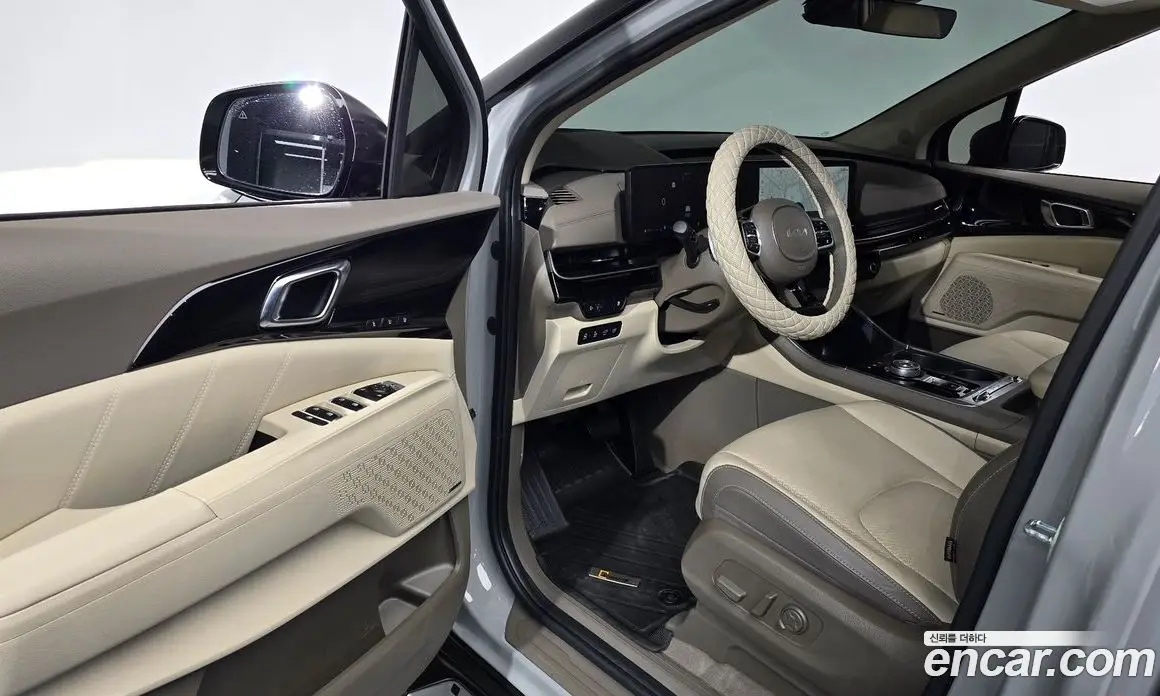 Kia Carnival 2024 1.6 автомат (гидро), фото 13