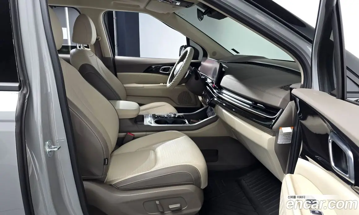 Kia Carnival 2024 1.6 автомат (гидро), фото 16