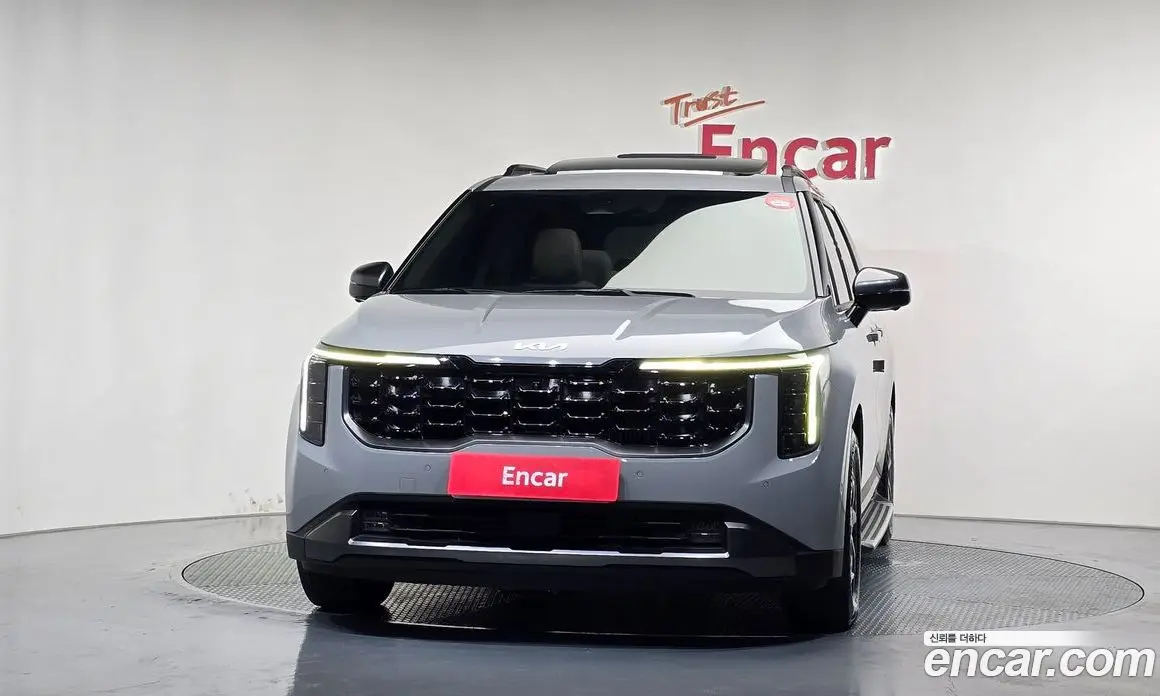 Kia Carnival 2024 1.6 автомат (гидро), фото 3