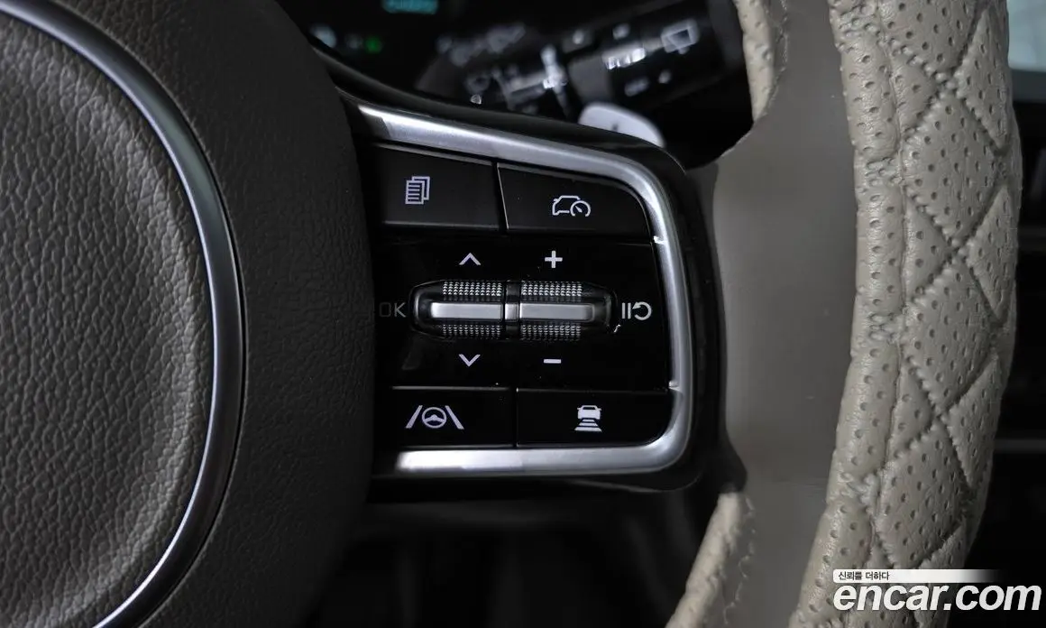 Kia Carnival 2024 1.6 автомат (гидро), фото 21