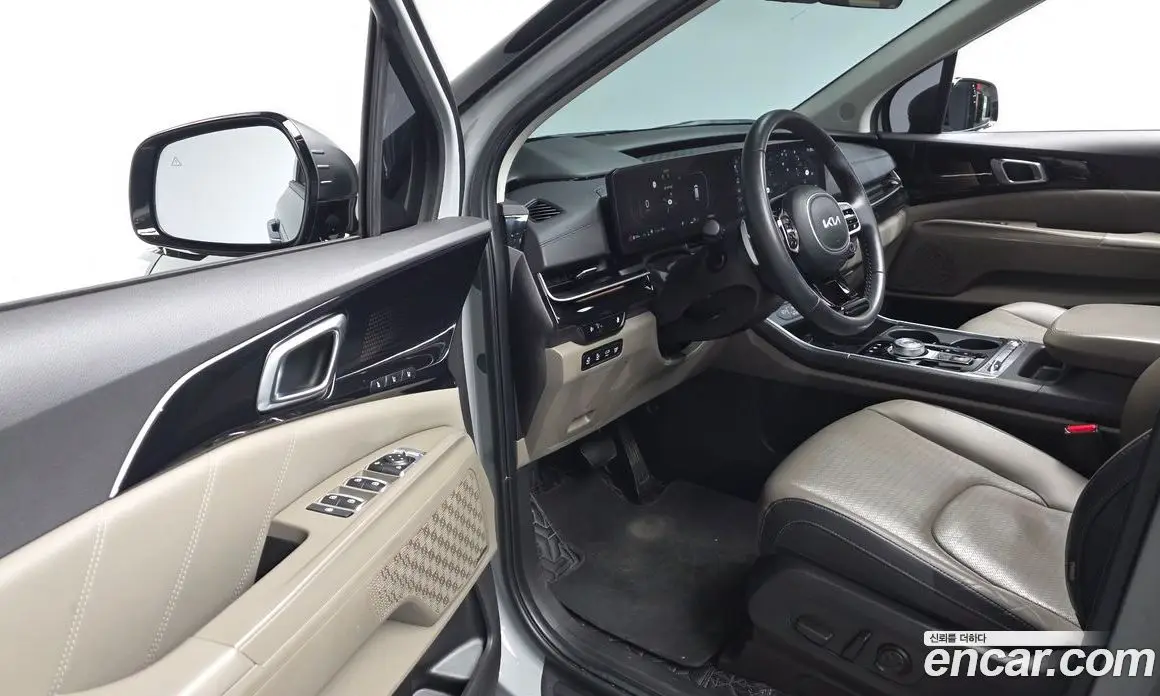 Kia Carnival 2024 1.6 автомат (гидро), фото 12 Kia Carnival 2024 1.6 автомат (гидро), фото 12