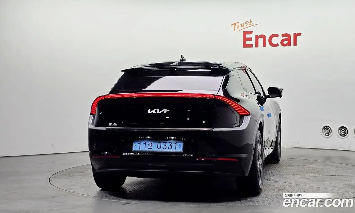 Kia EV6 2023 0.1 автомат (гидро), фото 4