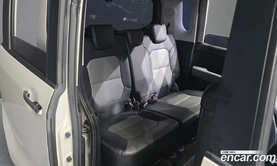 Kia Ray 2021 1.0 автомат (гидро), фото 16