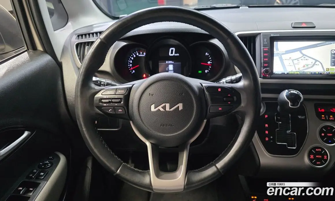 Kia Ray 2021 1.0 автомат (гидро), фото 20