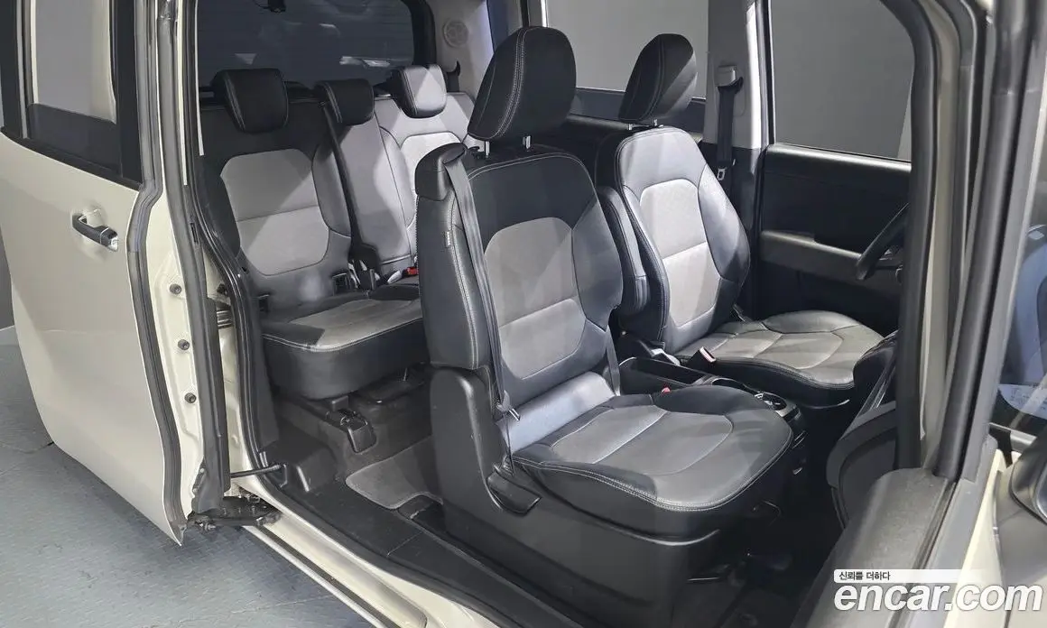 Kia Ray 2021 1.0 автомат (гидро), фото 24