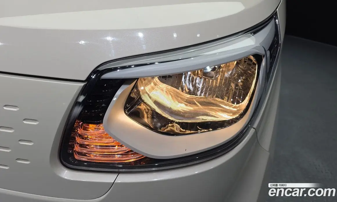 Kia Ray 2021 1.0 автомат (гидро), фото 8