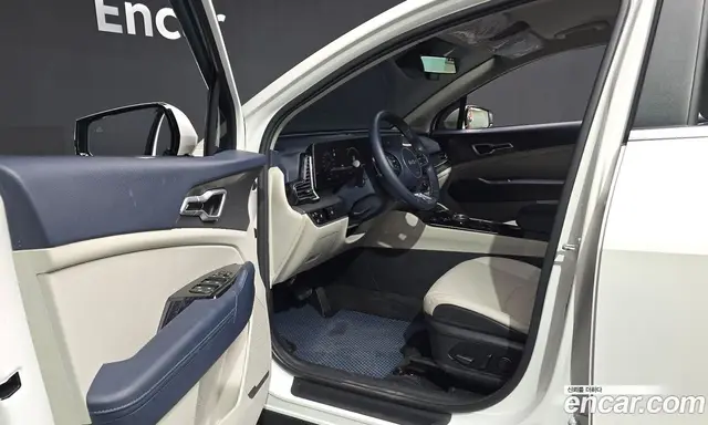 Kia Sportage 2022 1.6 автомат (гидро), миниатюра 10
