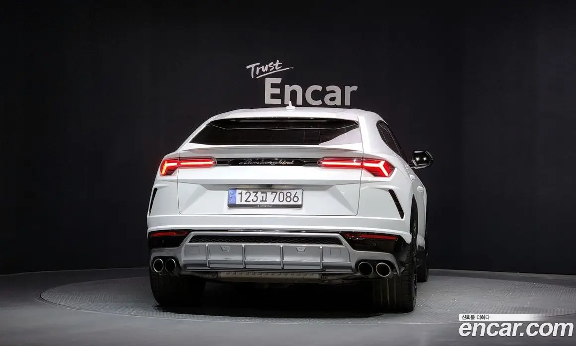 Lamborghini Urus 2020 4.0 автомат (гидро), фото 4 Lamborghini Urus 2020 4.0 автомат (гидро), фото 4