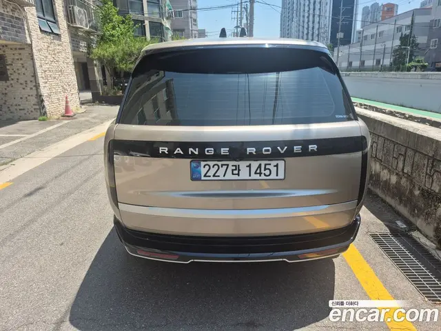 Land Rover Range Rover 2025 4.4 автомат (гидро), миниатюра 5 Land Rover Range Rover 2025 4.4 автомат (гидро), миниатюра 5