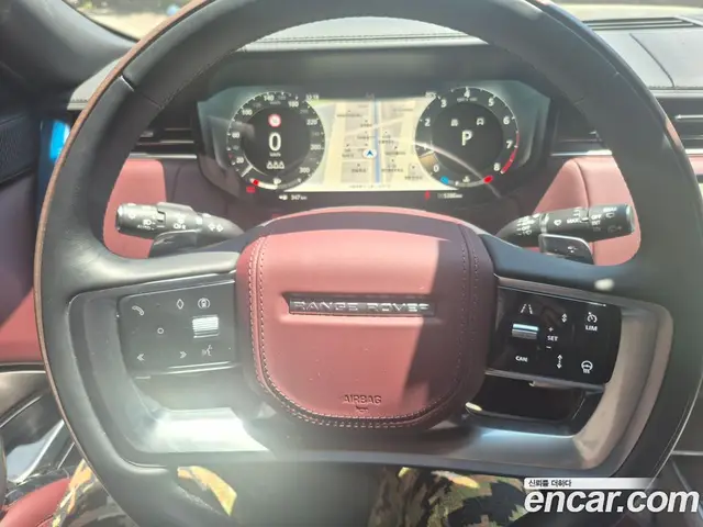 Land Rover Range Rover 2025 4.4 автомат (гидро), миниатюра 9 Land Rover Range Rover 2025 4.4 автомат (гидро), миниатюра 9