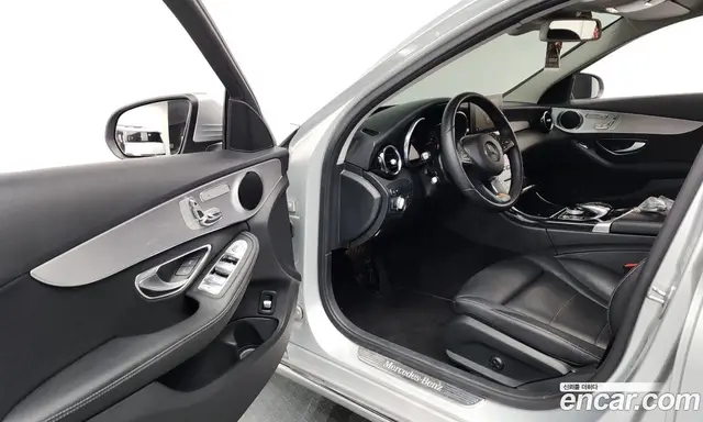 Mercedes-Benz C-Class 2017 2.0 автомат (гидро), миниатюра 10