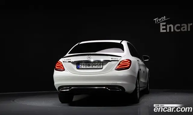 Mercedes-Benz C-Class 2018 2.1 автомат (гидро), миниатюра 4
