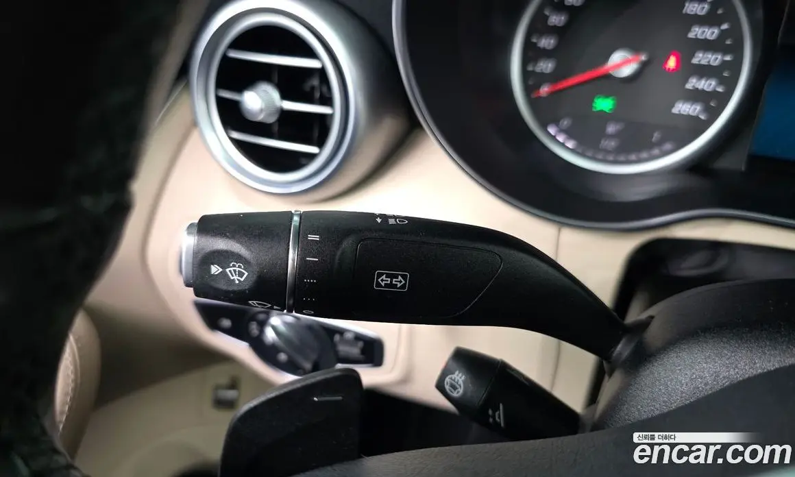 Mercedes-Benz C-Class 2019 1.9 автомат (гидро), фото 24