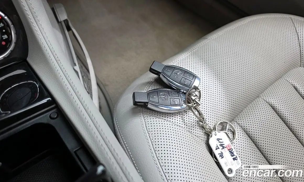 Mercedes-Benz CLS-Class 2011 3.5 автомат (гидро), фото 16