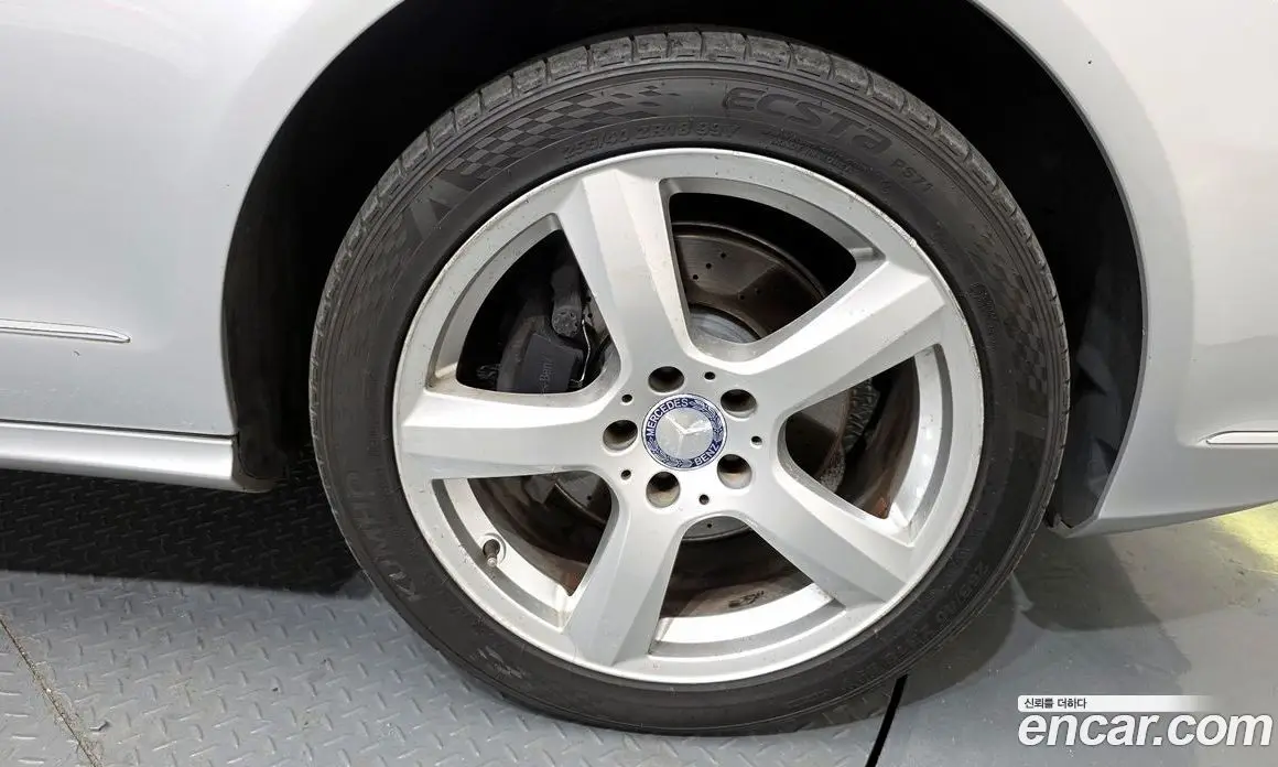 Mercedes-Benz CLS-Class 2011 3.5 автомат (гидро), фото 5