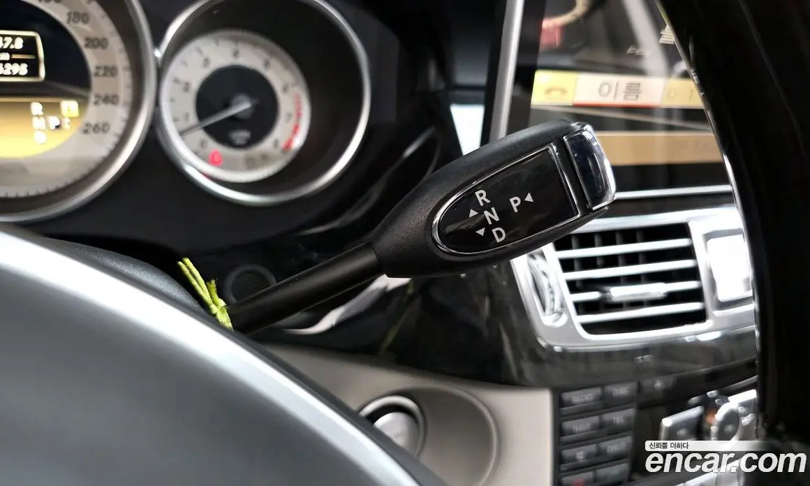 Mercedes-Benz CLS-Class 2011 3.5 автомат (гидро), фото 9