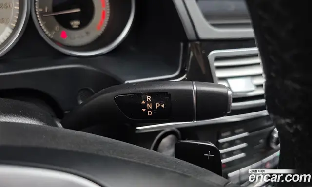 Mercedes-Benz E-Class 2016 2.1 автомат (гидро), миниатюра 9