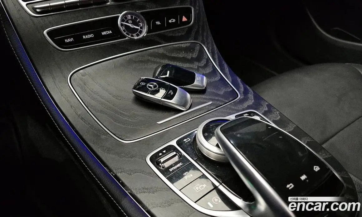 Mercedes-Benz E-Class 2020 2.0 автомат (гидро), фото 17