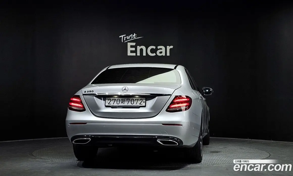 Mercedes-Benz E-Class 2020 2.0 автомат (гидро), фото 4