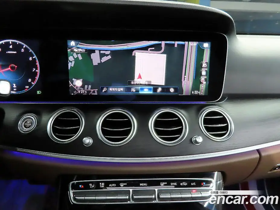 Mercedes-Benz E-Class 2022 2.0 автомат (гидро), фото 17