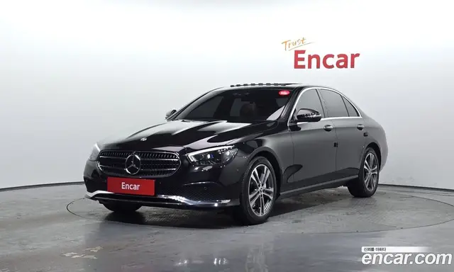 Mercedes-Benz E-Class, 2022, 114 442 км