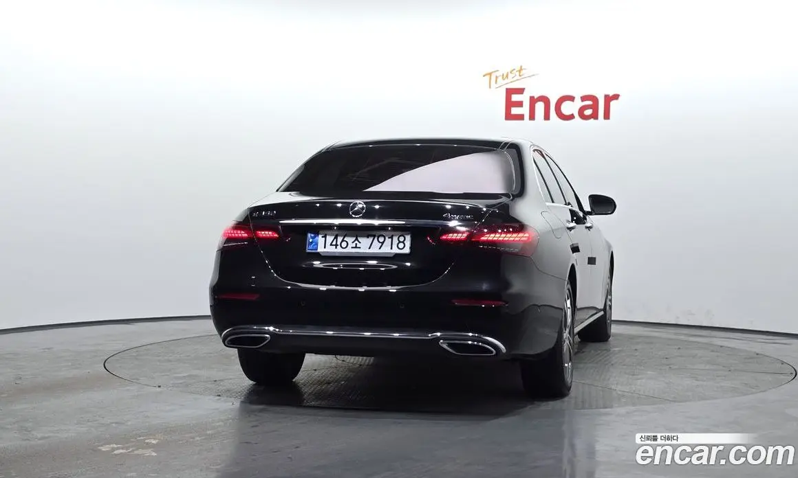 Mercedes-Benz E-Class 2022 2.0 автомат (гидро), фото 4
