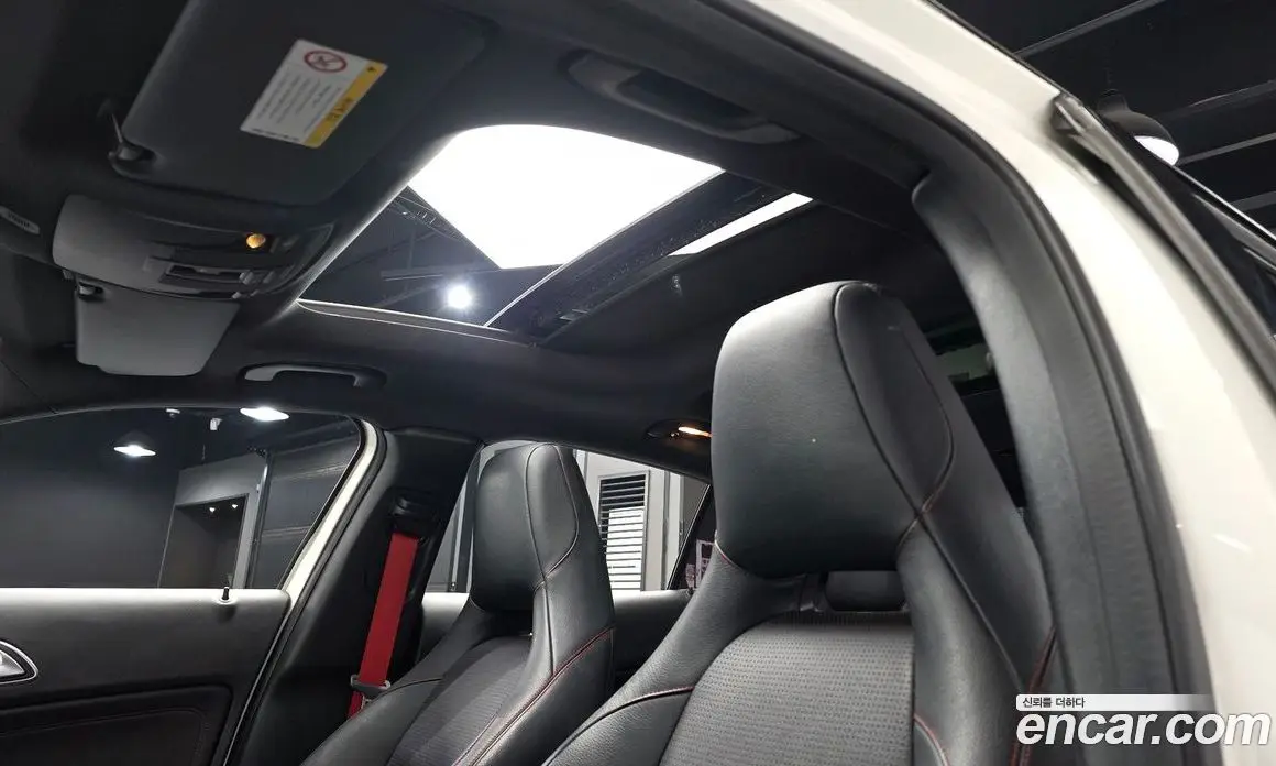 Mercedes-Benz GLA-Class 2015 2.0 автомат (гидро), фото 14