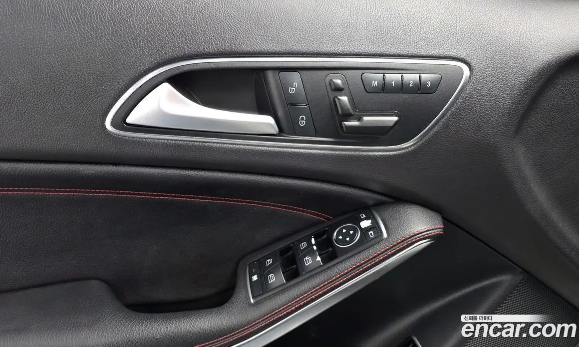 Mercedes-Benz GLA-Class 2015 2.0 автомат (гидро), фото 17