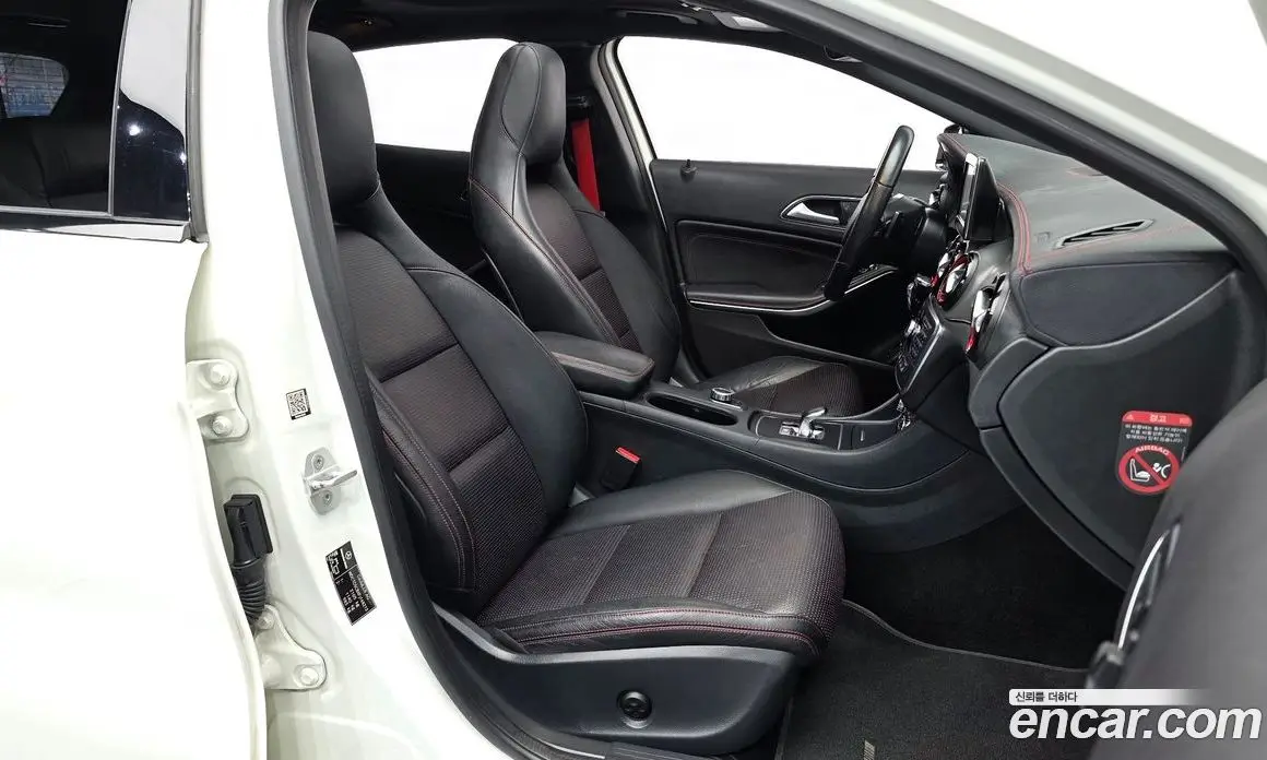 Mercedes-Benz GLA-Class 2015 2.0 автомат (гидро), фото 10