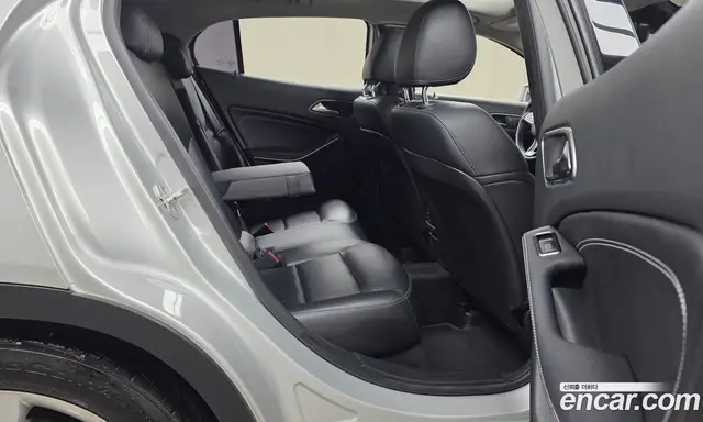 Mercedes-Benz GLA-Class 2016 2.1 автомат (гидро), миниатюра 12