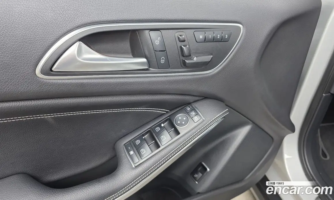 Mercedes-Benz GLA-Class 2016 2.1 автомат (гидро), фото 14