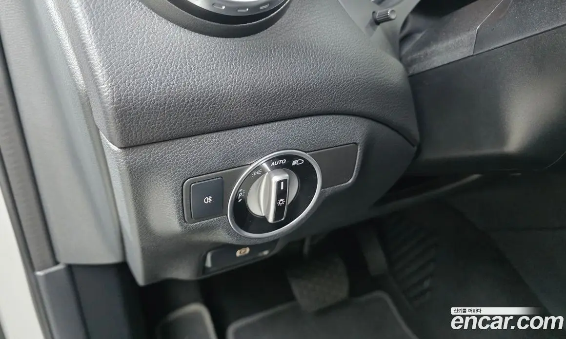 Mercedes-Benz GLA-Class 2016 2.1 автомат (гидро), фото 15