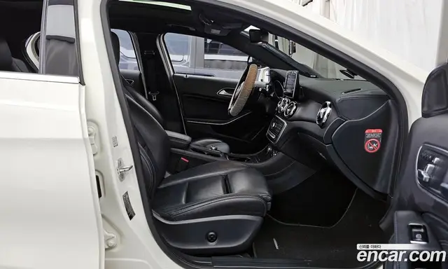 Mercedes-Benz GLA-Class 2017 2.0 автомат (гидро), миниатюра 11