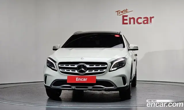 Mercedes-Benz GLA-Class 2017 2.0 автомат (гидро), миниатюра 3