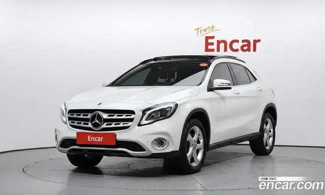 Mercedes-Benz GLA-Class, 2019, 63 927 км
