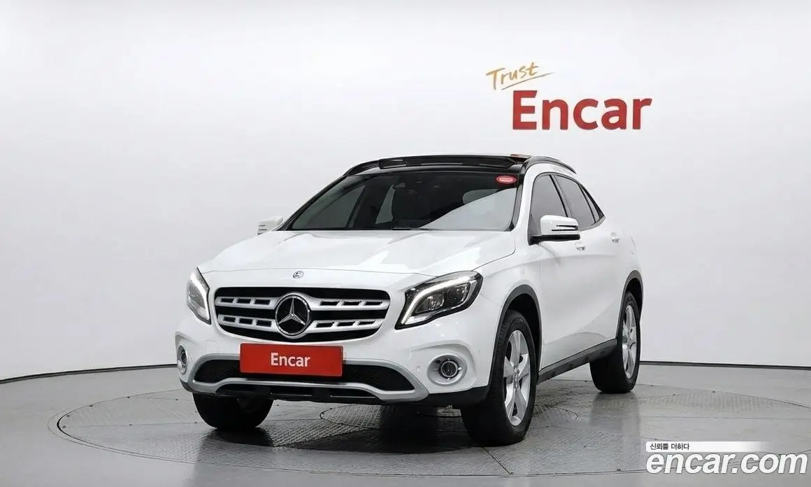 Mercedes-Benz GLA-Class 2019 2.0 автомат (гидро), фото 3