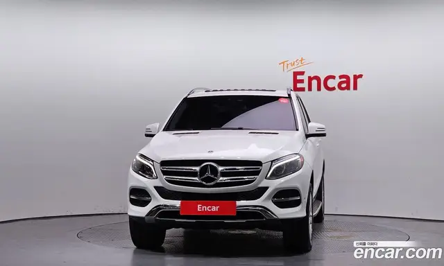 Mercedes-Benz GLE-Class 2018 3.0 автомат (гидро), миниатюра 3
