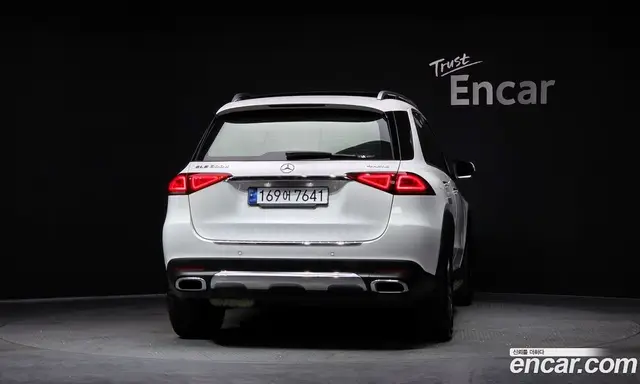 Mercedes-Benz GLE-Class 2022 2.0 автомат (гидро), миниатюра 4