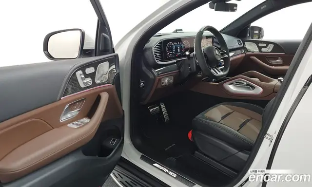 Mercedes-Benz GLE-Class 2025 3.0 автомат (гидро), миниатюра 10