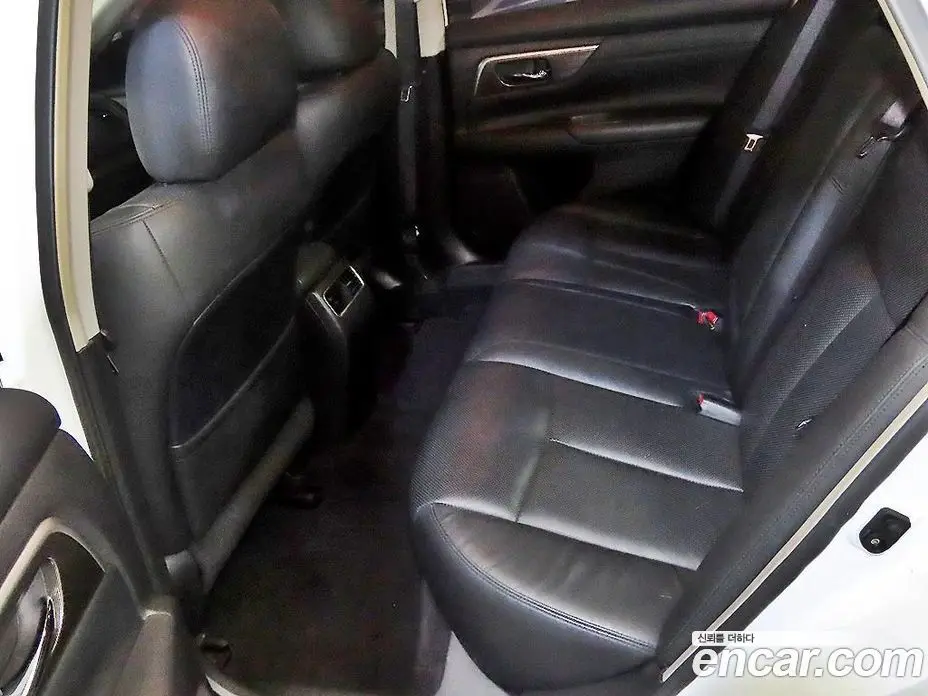 Nissan Altima 2013 2.5 автомат (вариатор), фото 17 Nissan Altima 2013 2.5 автомат (вариатор), фото 17