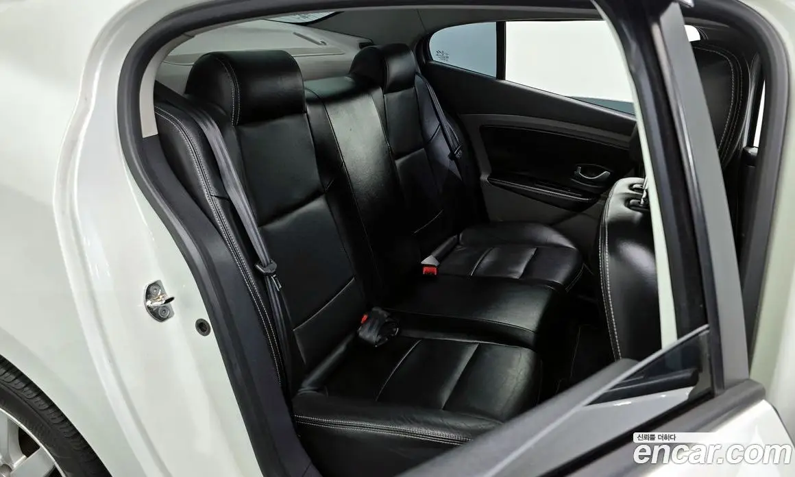Renault (Samsung) SM3 2011 1.6 автомат (гидро), фото 12 Renault (Samsung) SM3 2011 1.6 автомат (гидро), фото 12