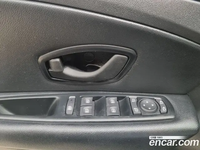 Renault (Samsung) SM3 2015 1.6 автомат (гидро), миниатюра 11 Renault (Samsung) SM3 2015 1.6 автомат (гидро), миниатюра 11