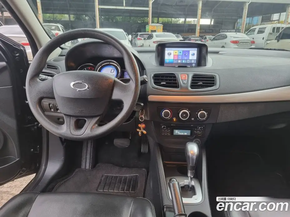 Renault (Samsung) SM3 2015 1.6 автомат (гидро), фото 7 Renault (Samsung) SM3 2015 1.6 автомат (гидро), фото 7