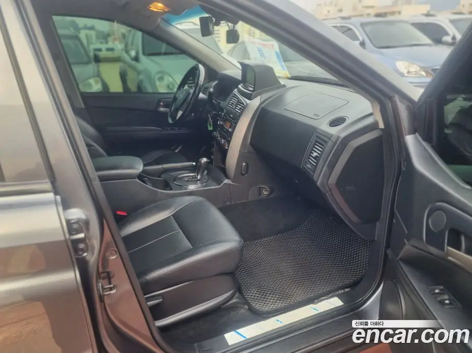 SsangYong Korando 2015 2.0 автомат (гидро), фото 13