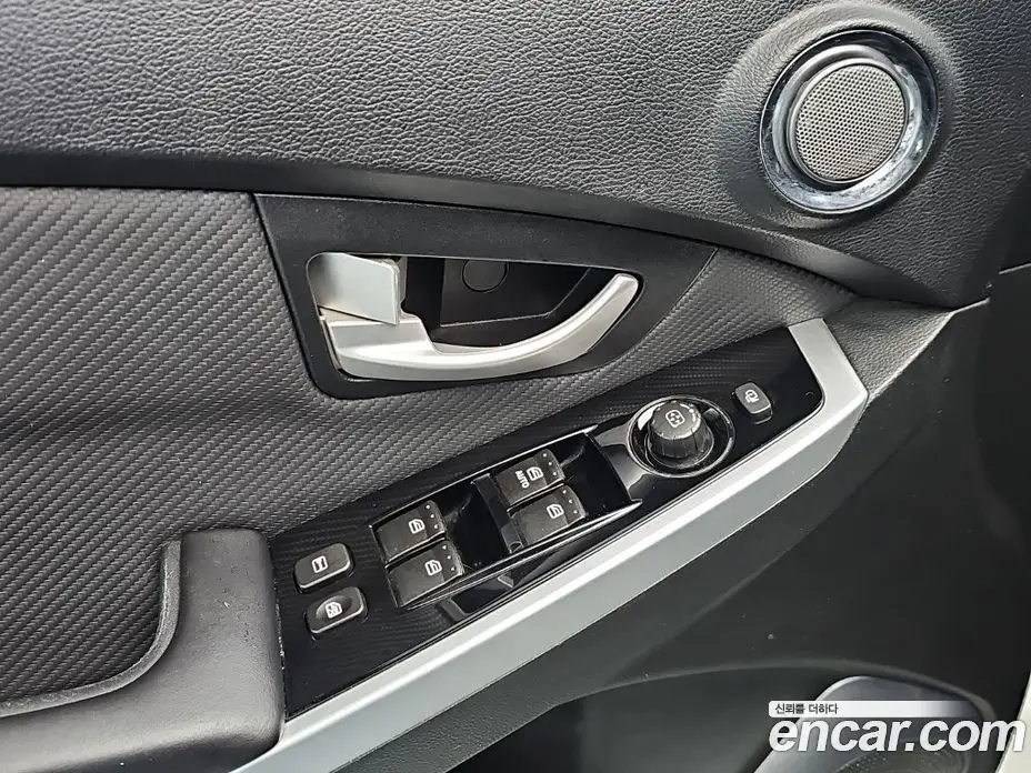SsangYong Korando 2017 2.2 автомат (гидро), фото 16